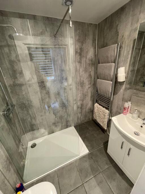 Elegant Studio In Central Hove - 5 Min Walk To Beach - 10 Min To Brighton Luaran gambar