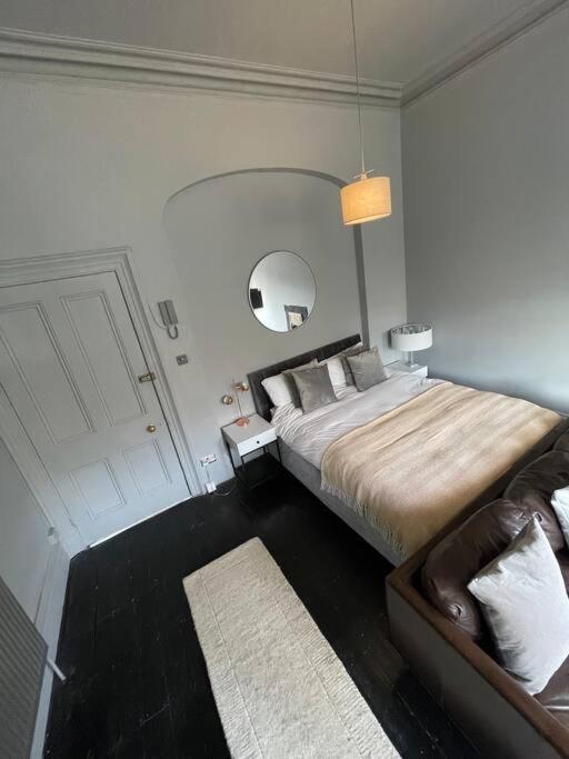 Elegant Studio In Central Hove - 5 Min Walk To Beach - 10 Min To Brighton Luaran gambar
