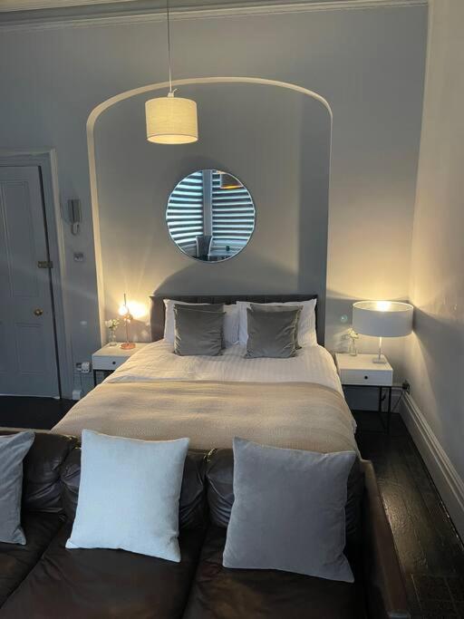 Elegant Studio In Central Hove - 5 Min Walk To Beach - 10 Min To Brighton Luaran gambar