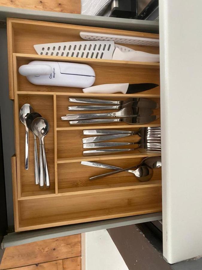 Elegant Studio In Central Hove - 5 Min Walk To Beach - 10 Min To Brighton Luaran gambar